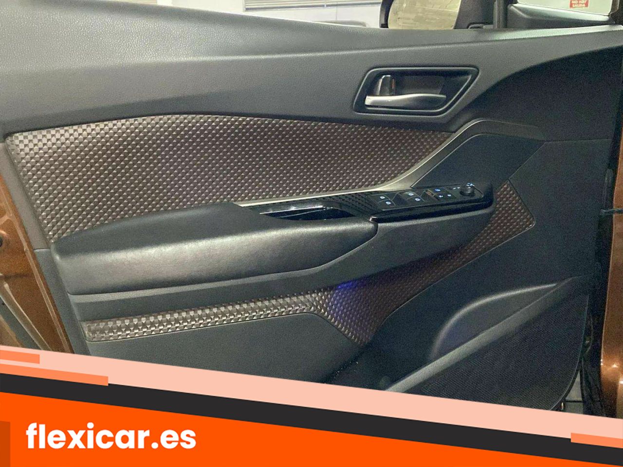 Foto Toyota C-HR 29