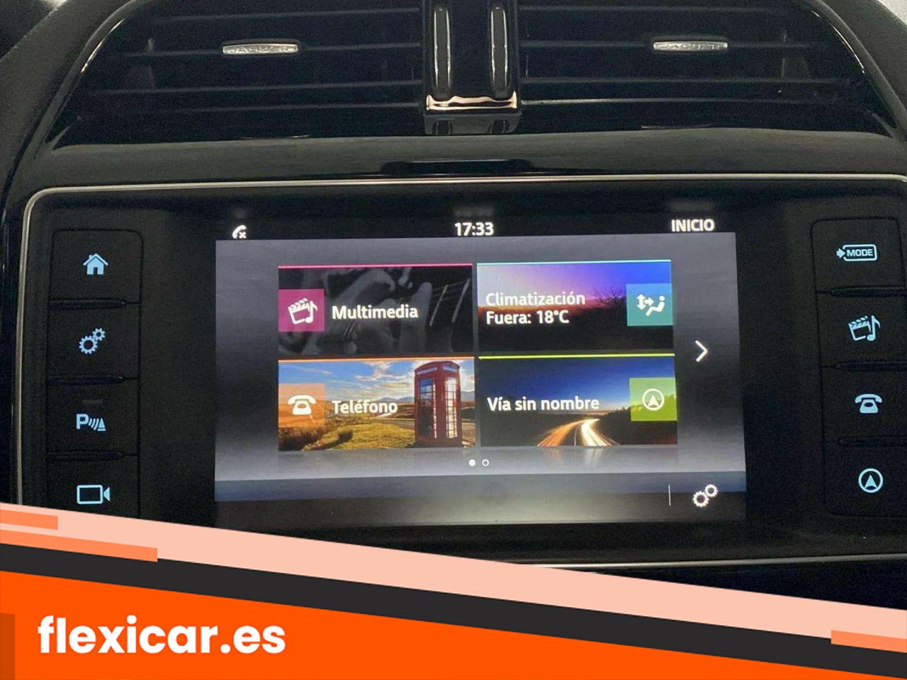 Foto Jaguar XE 15