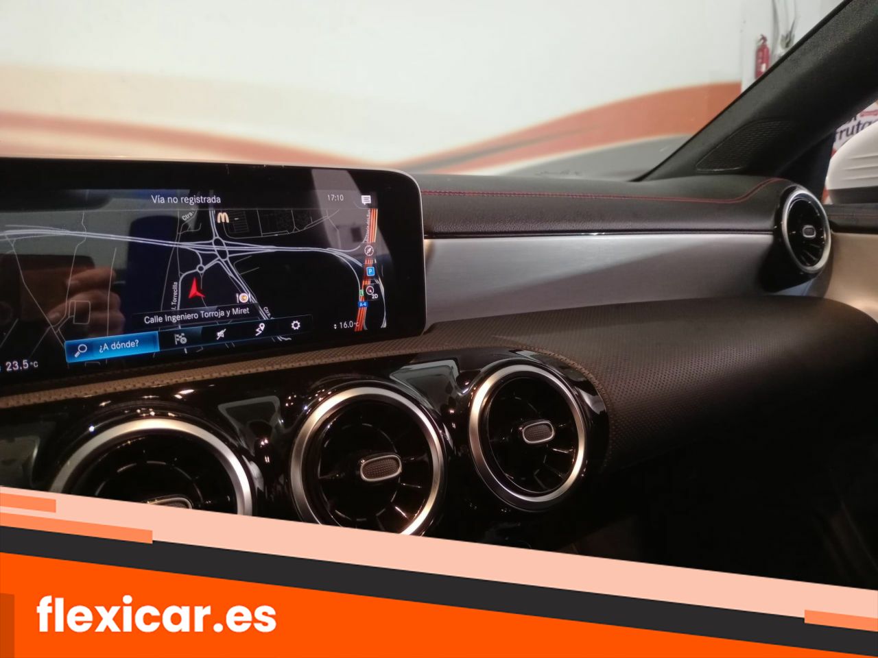 Foto Mercedes-Benz Clase CLA 14