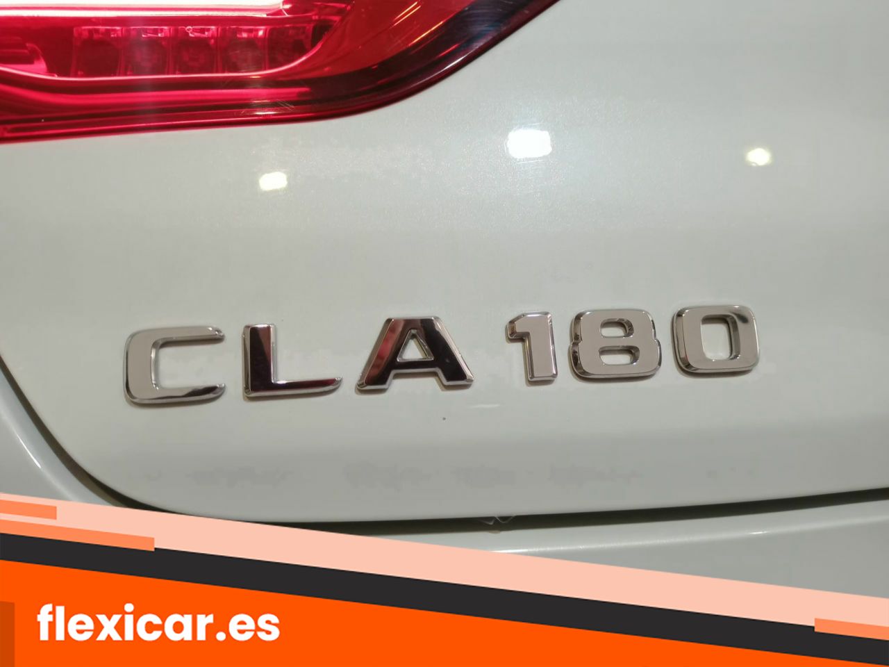 Foto Mercedes-Benz Clase CLA 23