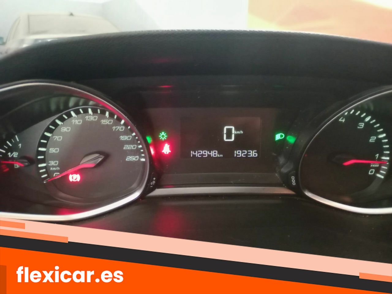 Foto Peugeot 308 10