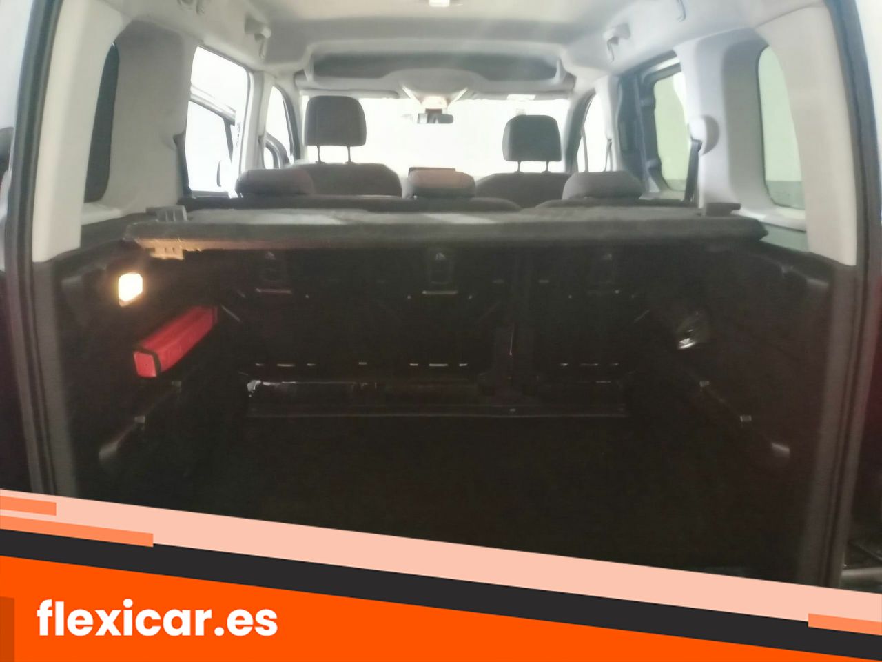 Foto Peugeot Rifter 11