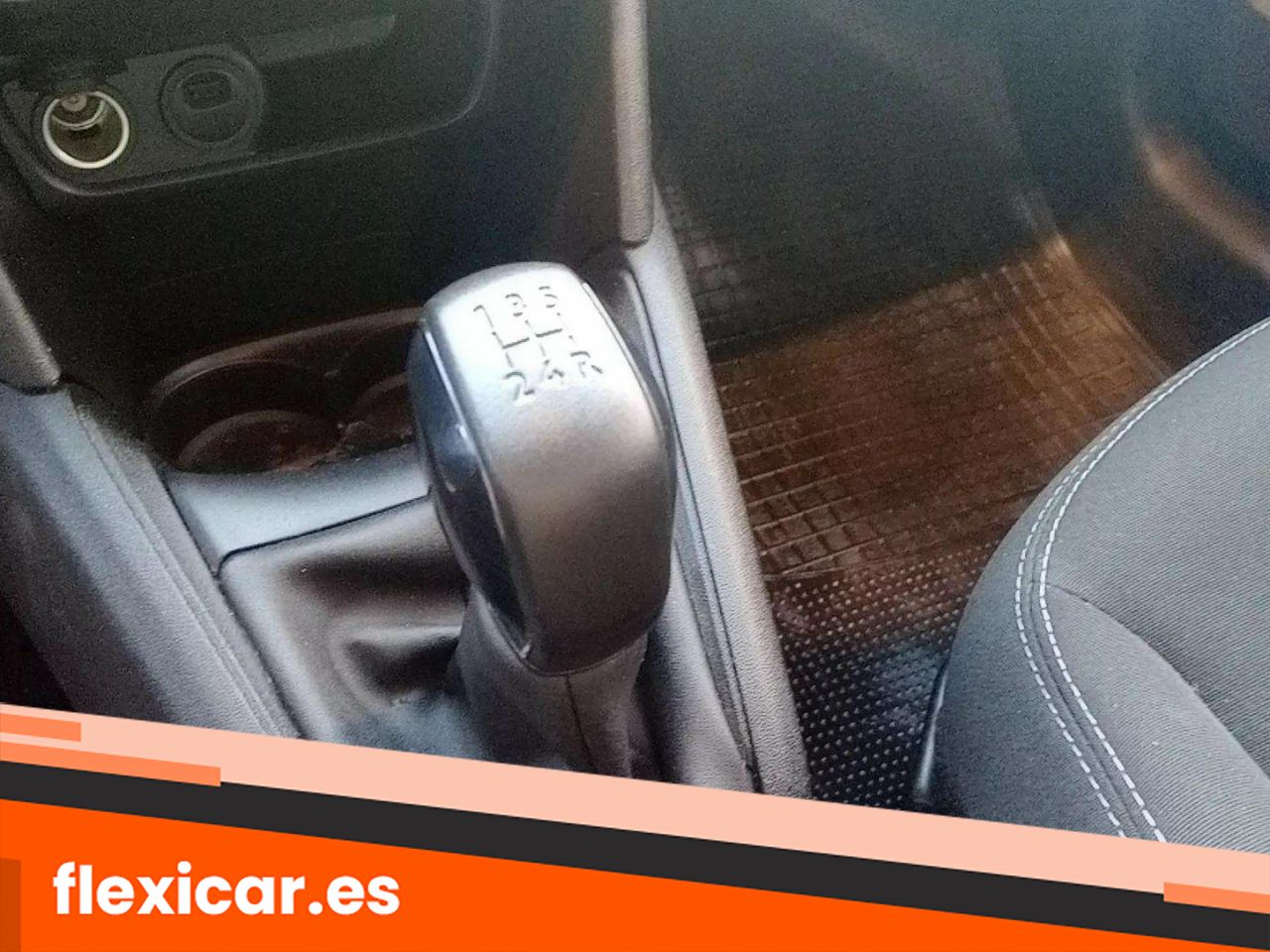 Foto Peugeot 208 16
