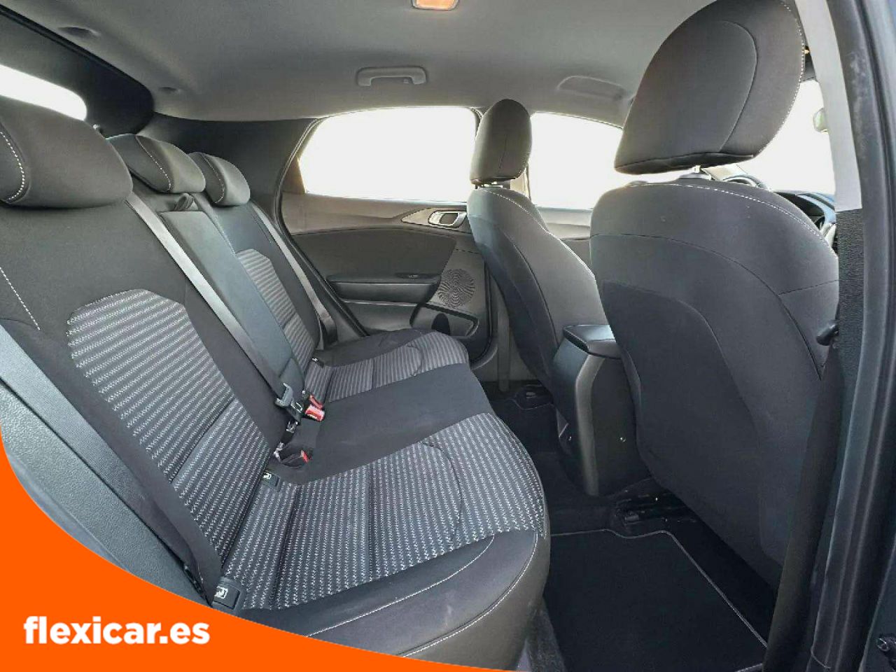 Foto Kia XCeed 11