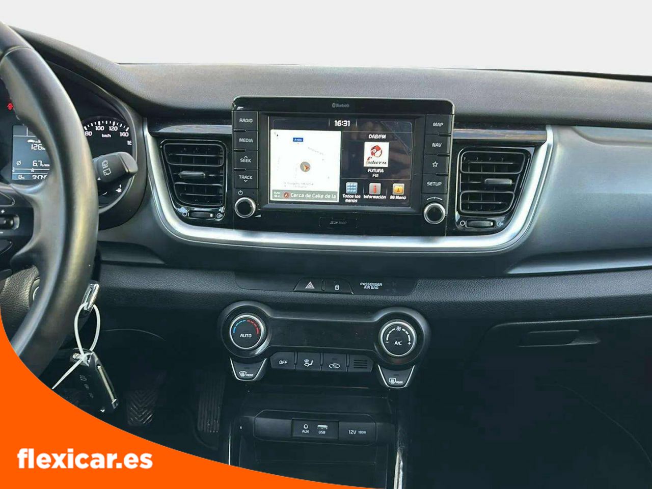 Foto Kia Stonic 8