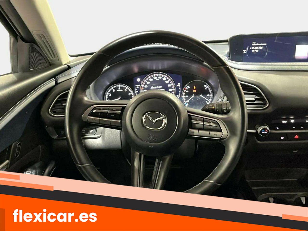 Foto Mazda CX-30 12