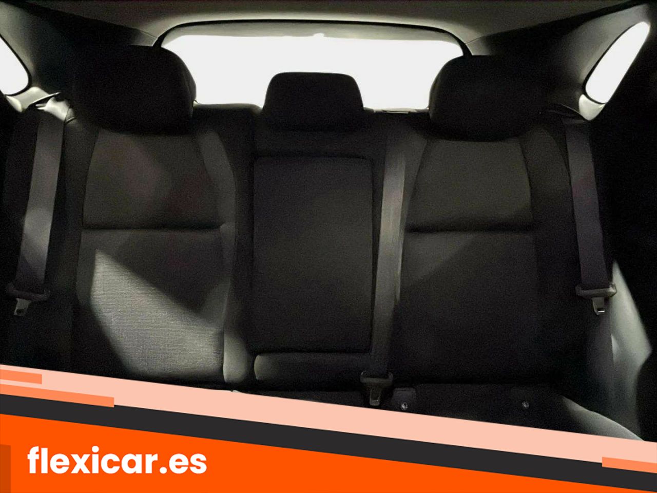 Foto Mazda CX-30 16