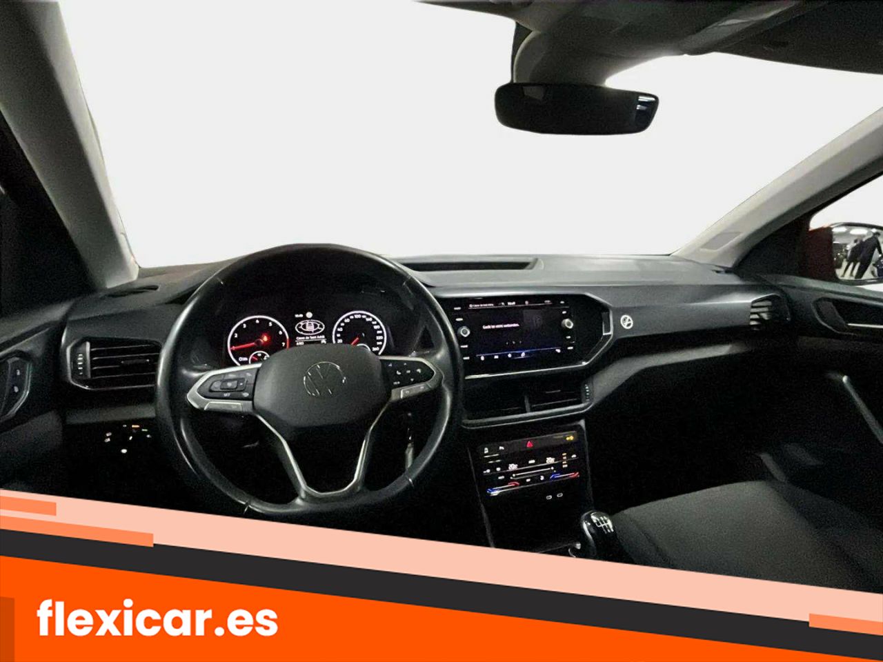 Foto Volkswagen T-Cross 14