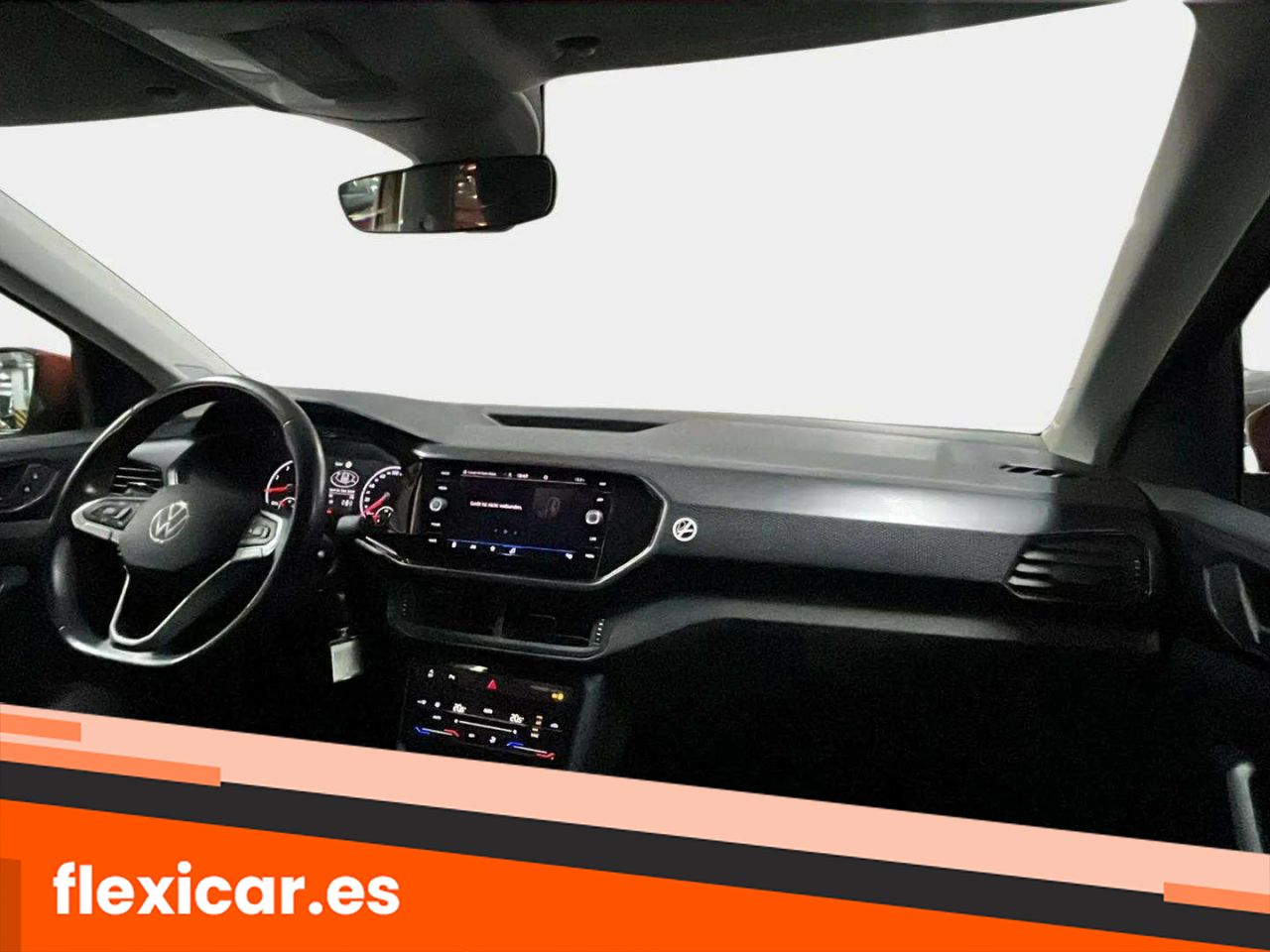 Foto Volkswagen T-Cross 15
