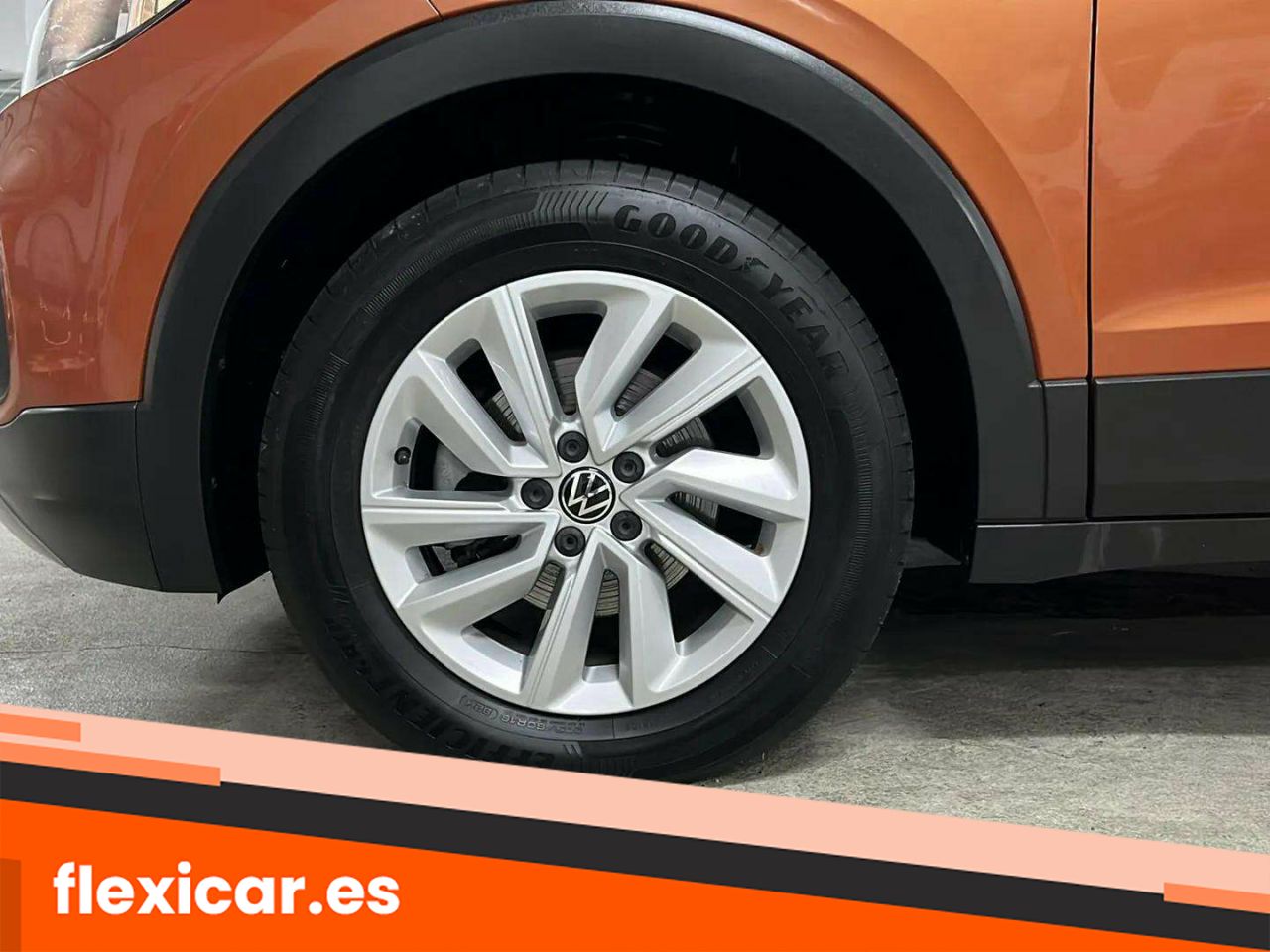 Foto Volkswagen T-Cross 18
