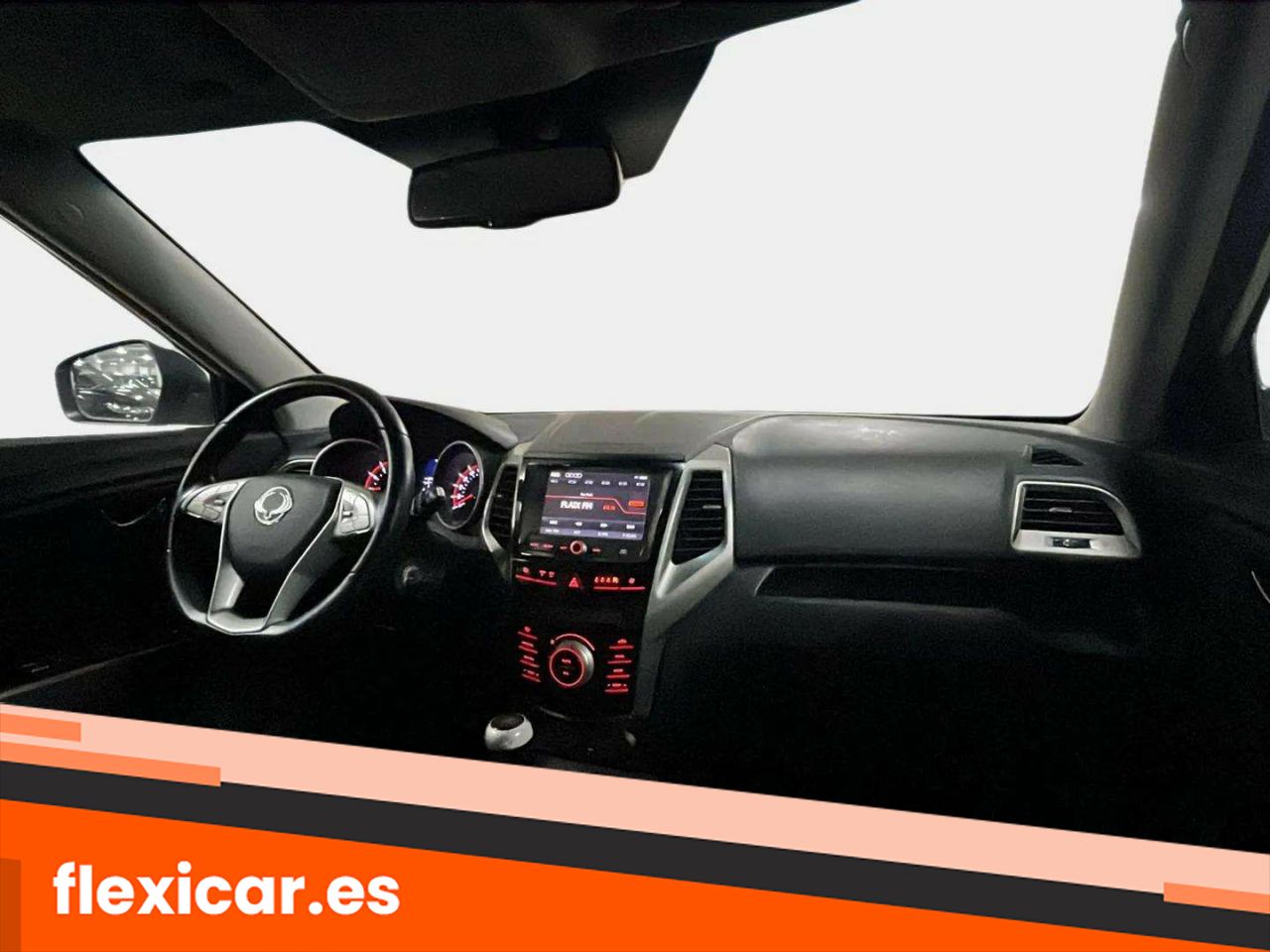 Foto SsangYong Tivoli 15