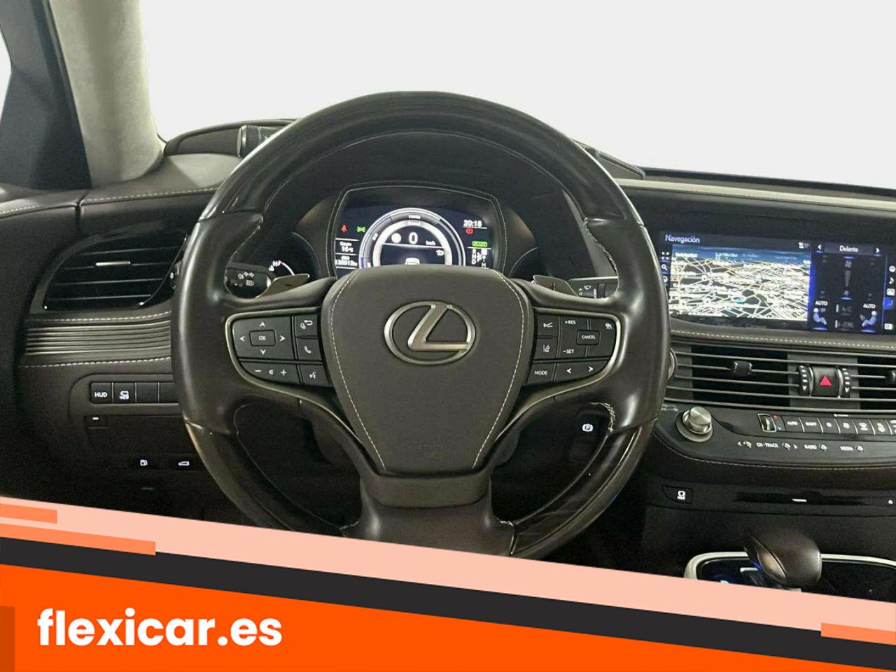 Foto Lexus LS 12