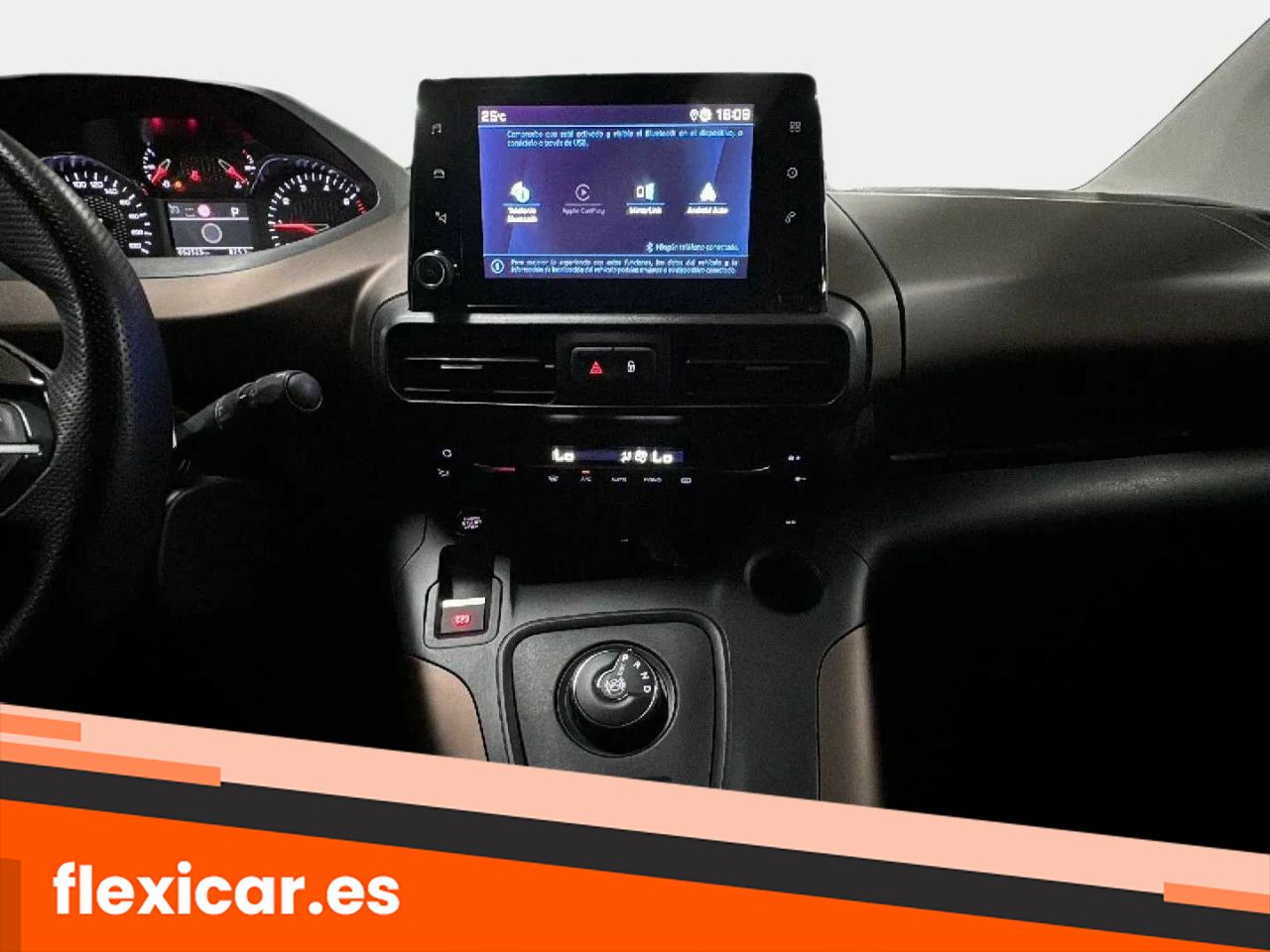 Foto Peugeot Rifter 12