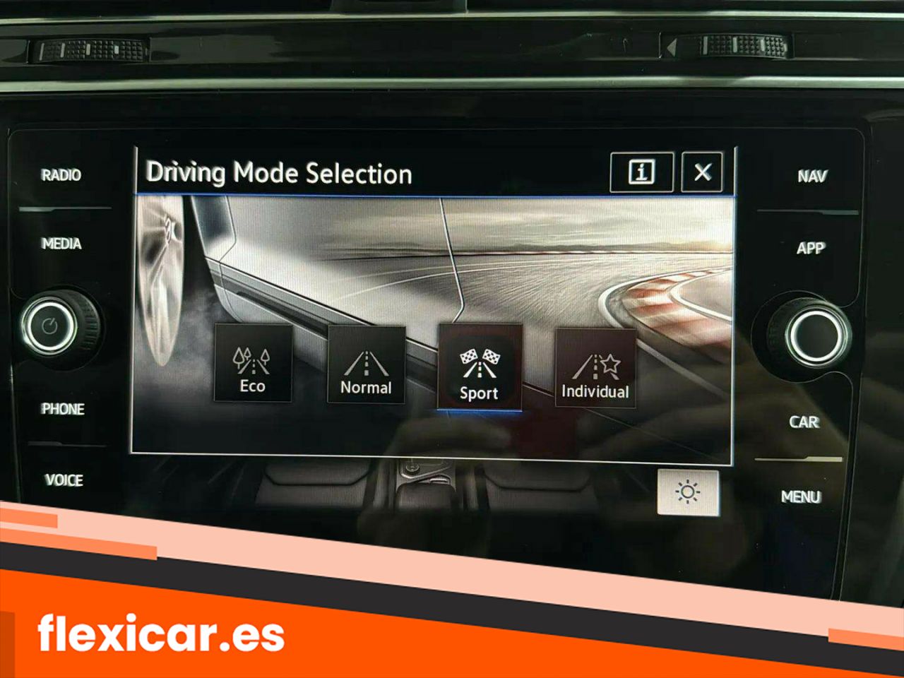 Foto Volkswagen Tiguan 29
