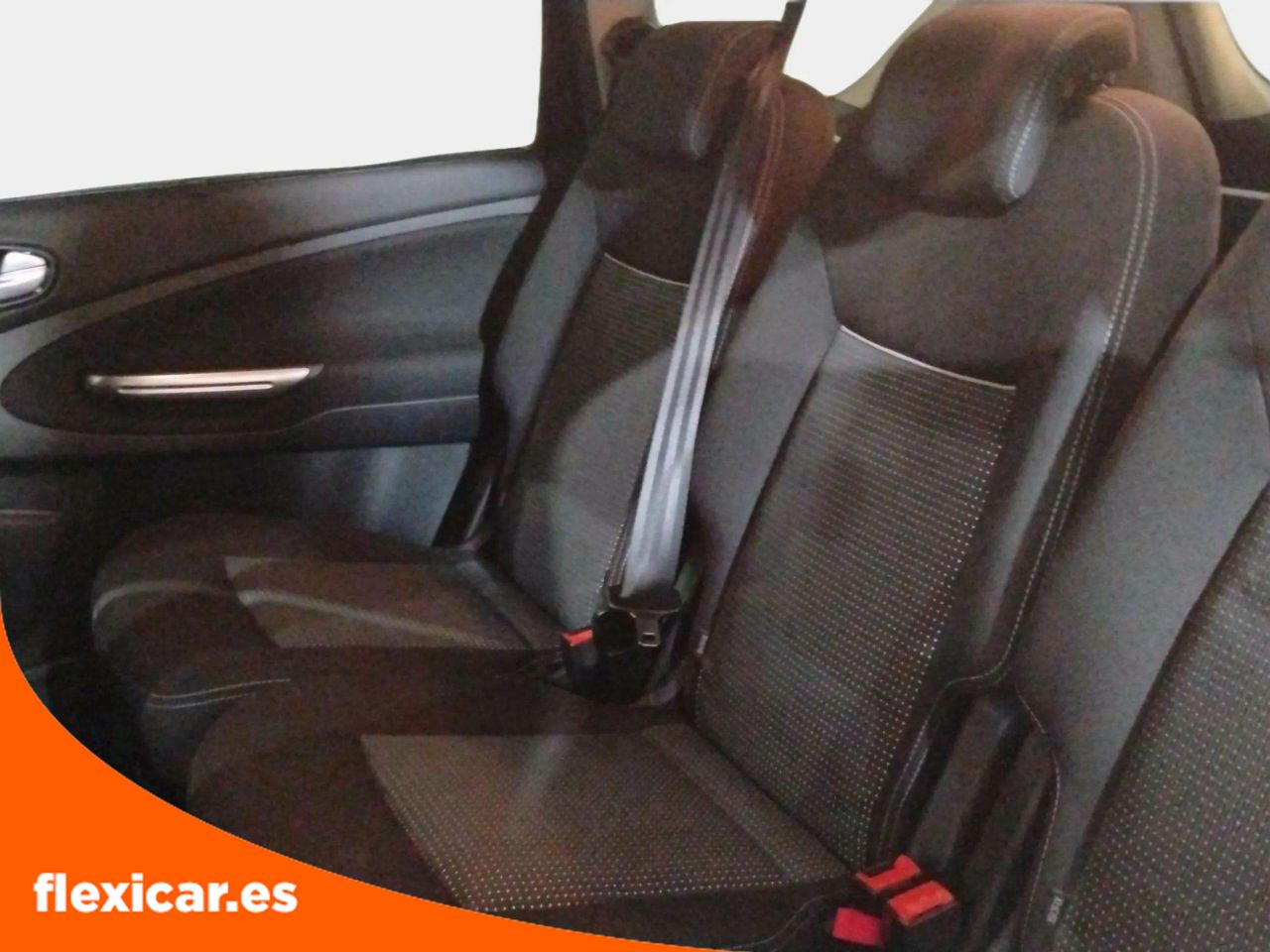 Foto Ford C-Max 13