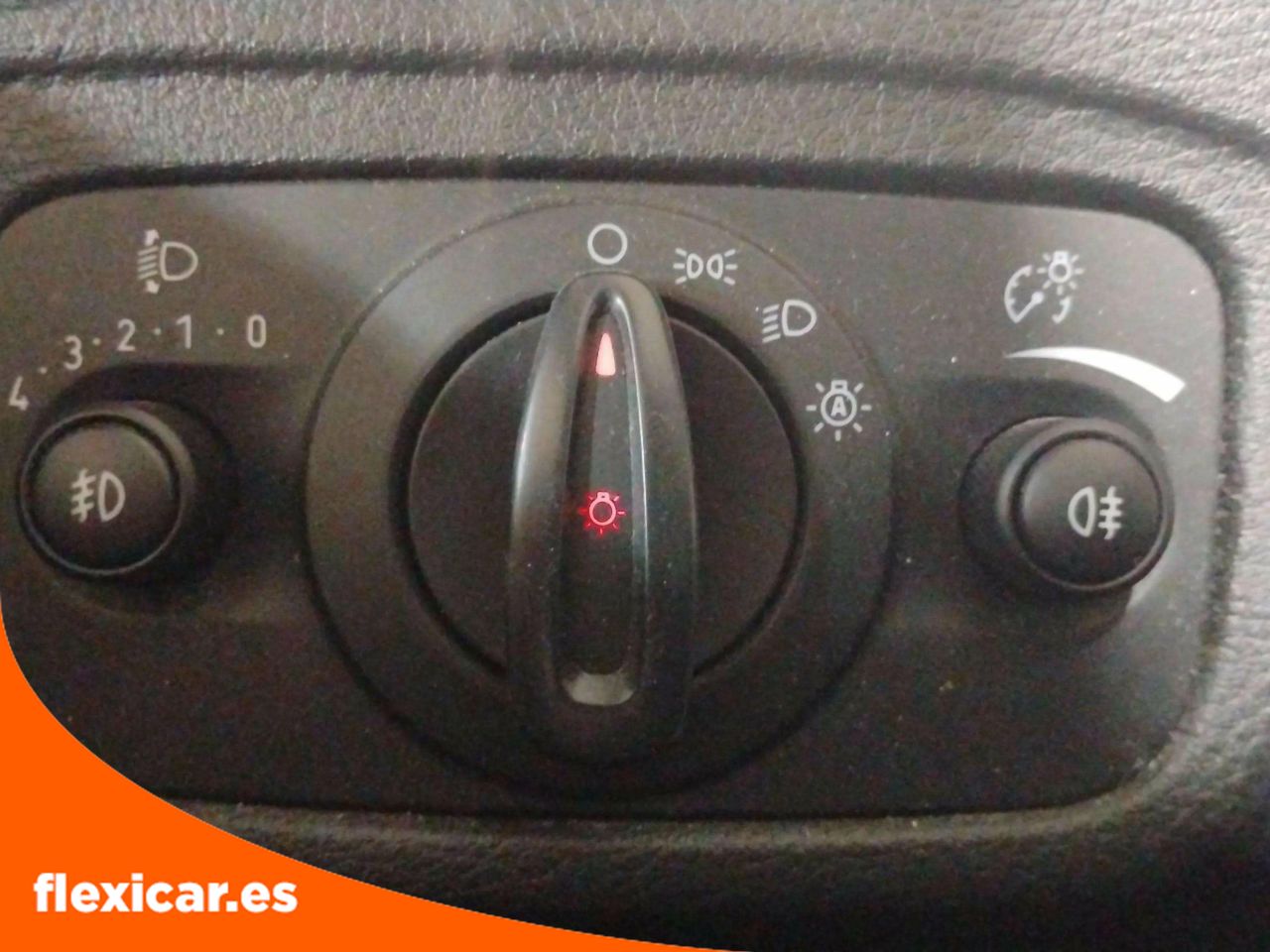 Foto Ford C-Max 19