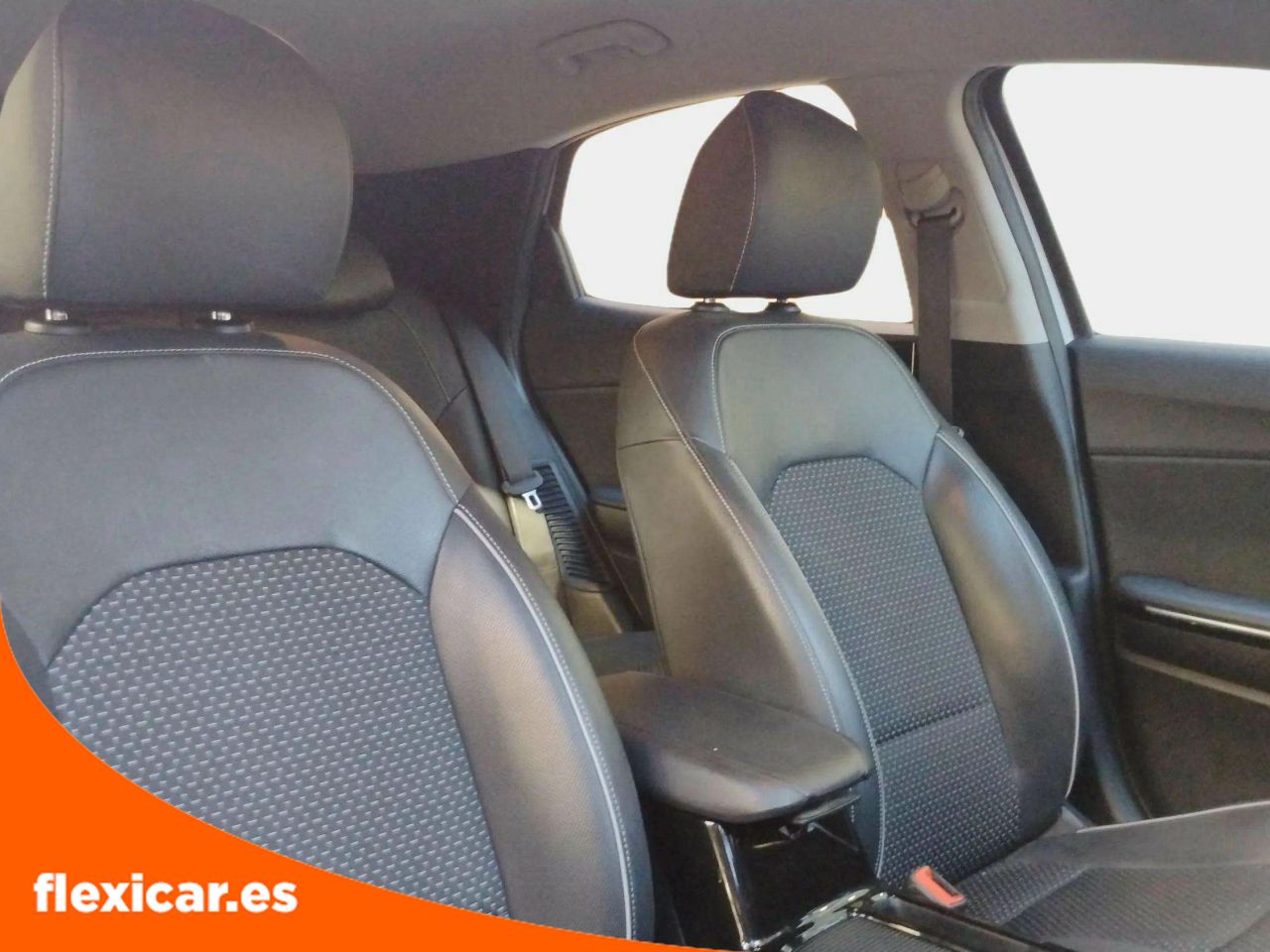 Foto Kia XCeed 12