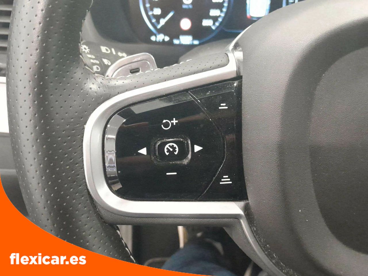 Foto Volvo XC90 16