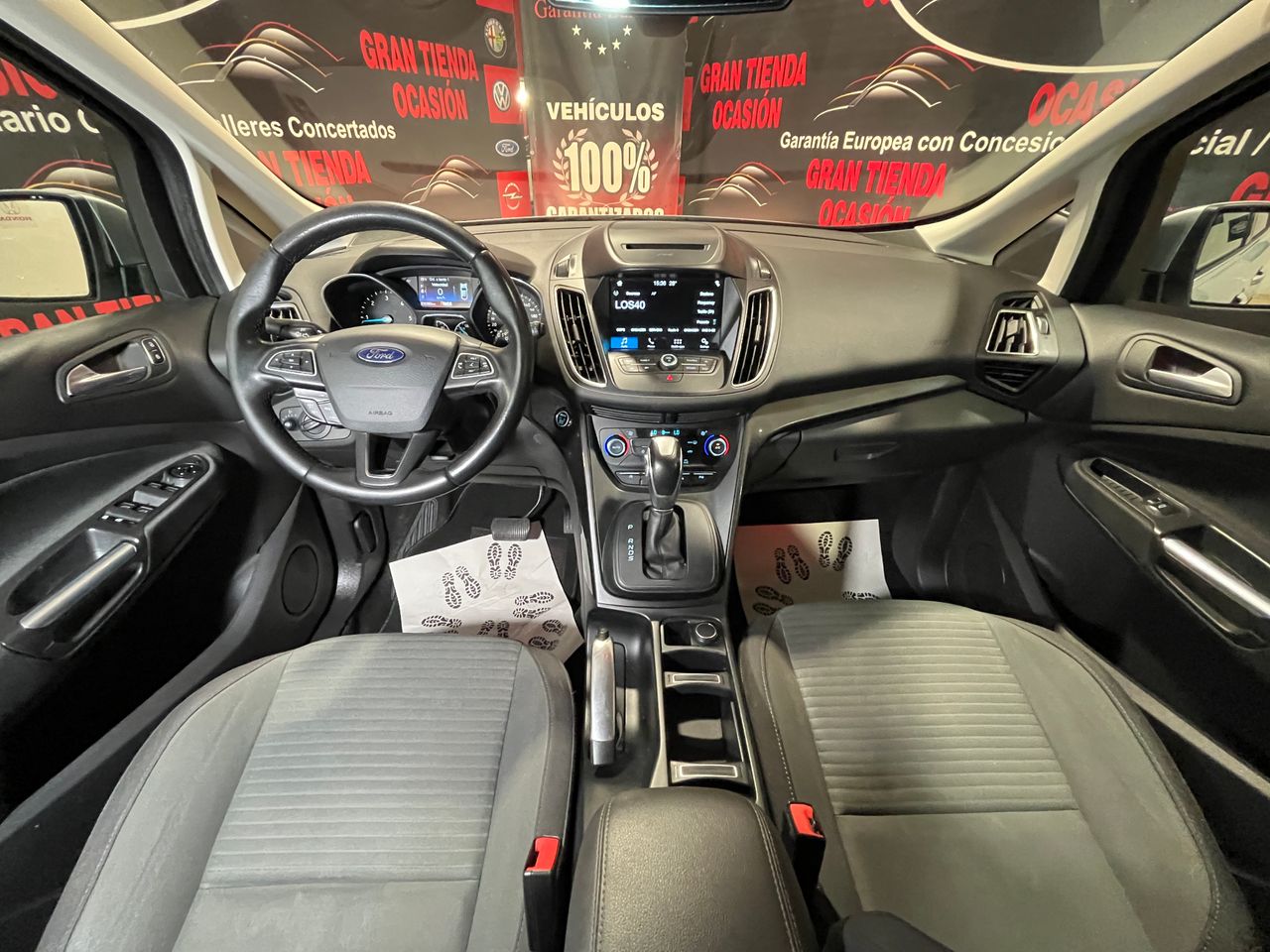Foto Ford Grand C-MAX 15