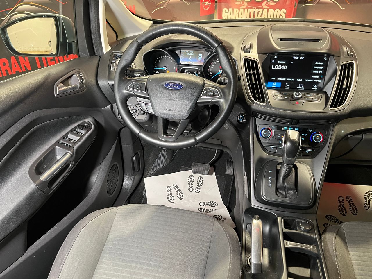 Foto Ford Grand C-MAX 16