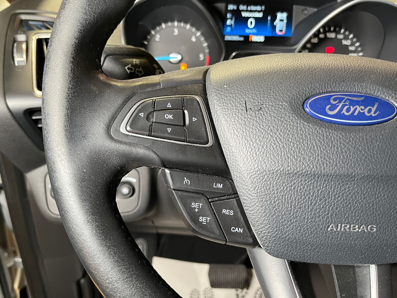 Foto Ford Grand C-MAX 18
