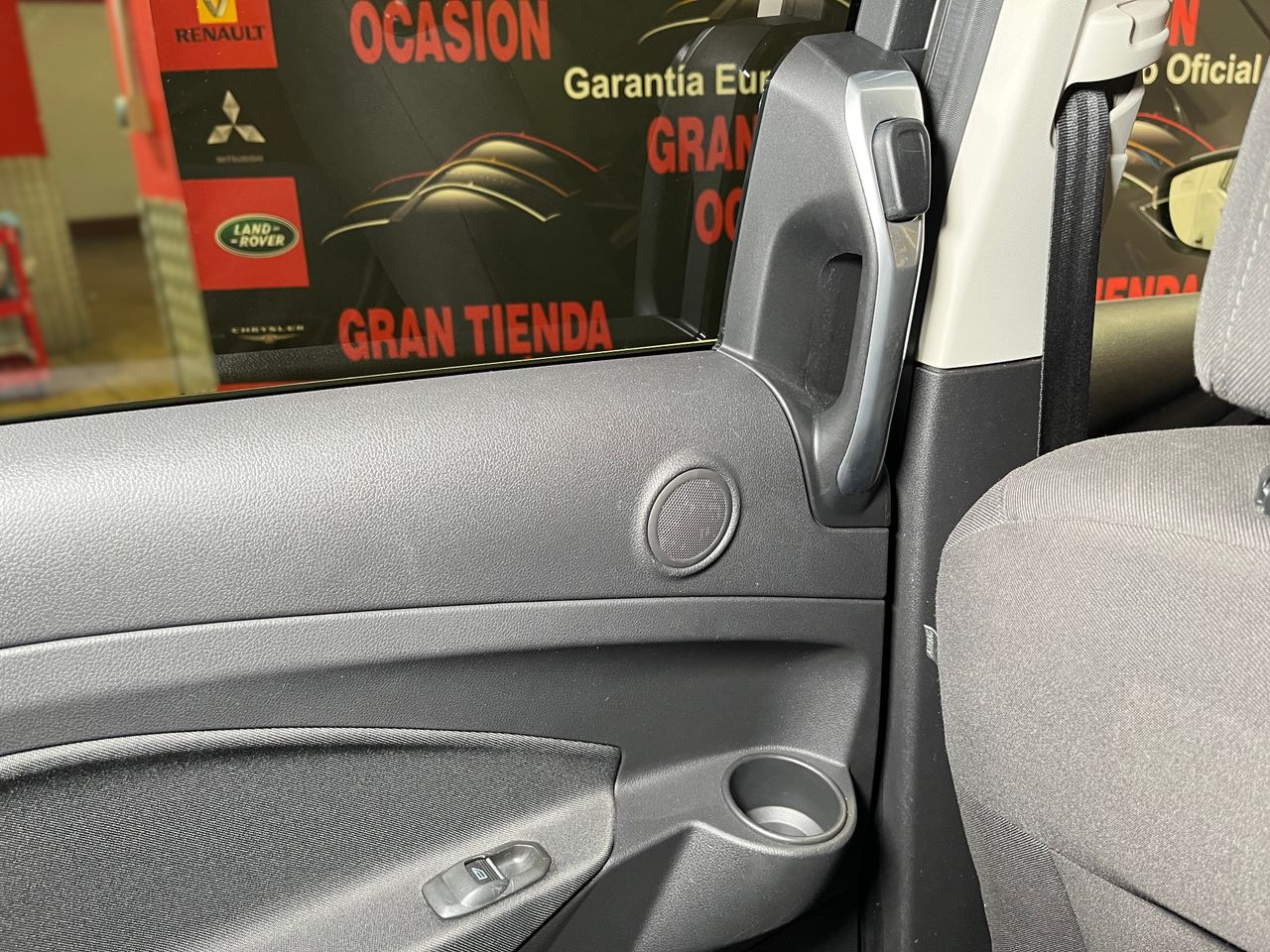 Foto Ford Grand C-MAX 31