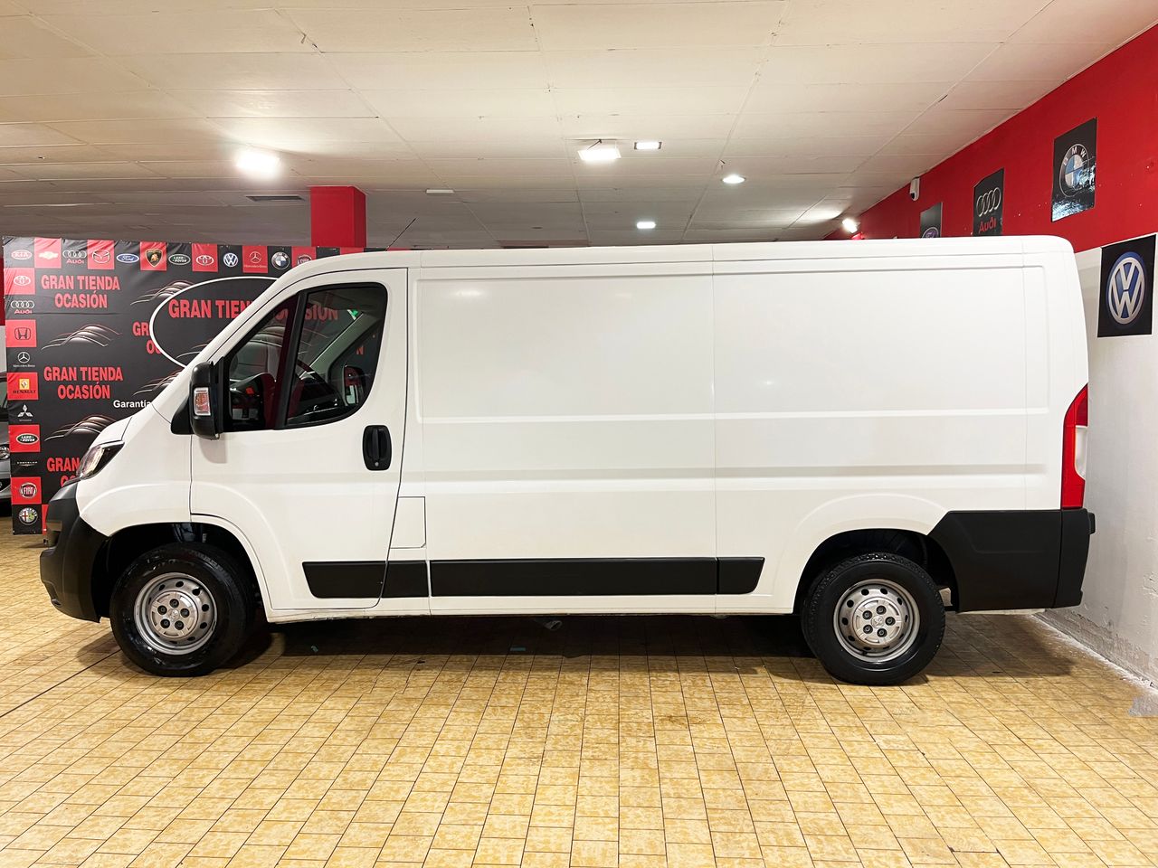 Foto Peugeot Boxer 12