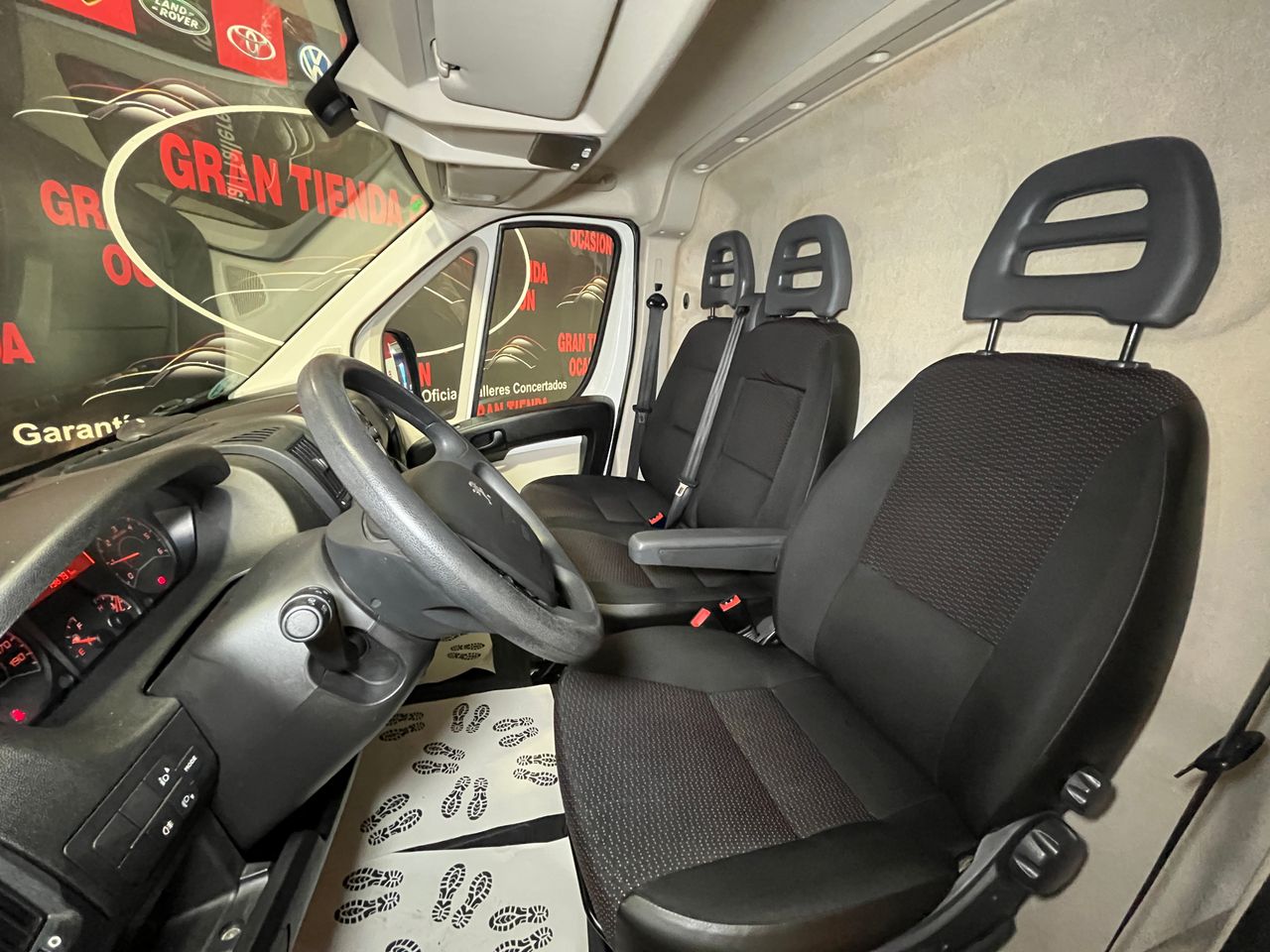 Foto Peugeot Boxer 13