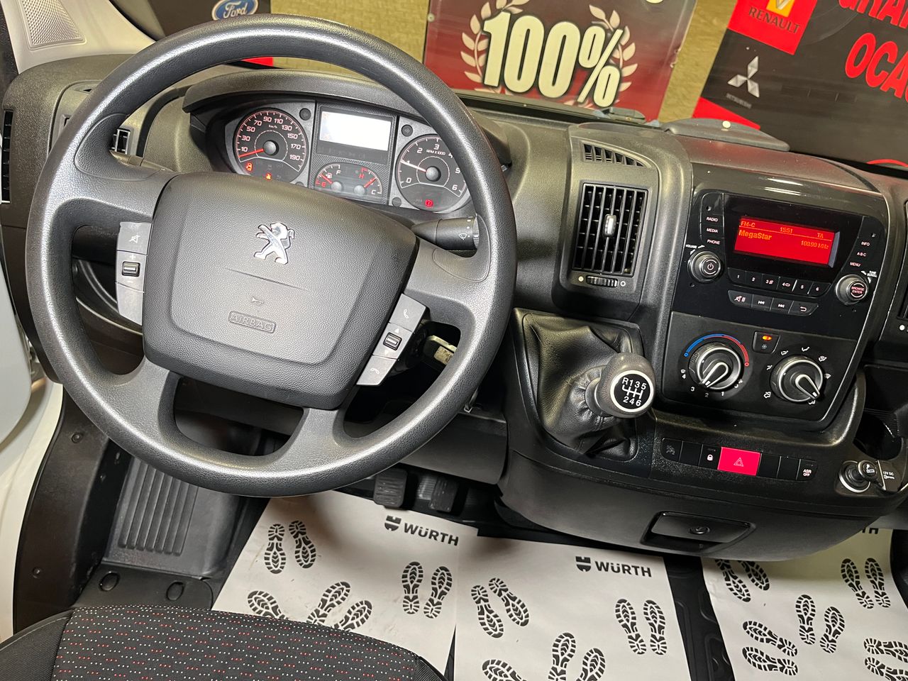Foto Peugeot Boxer 16