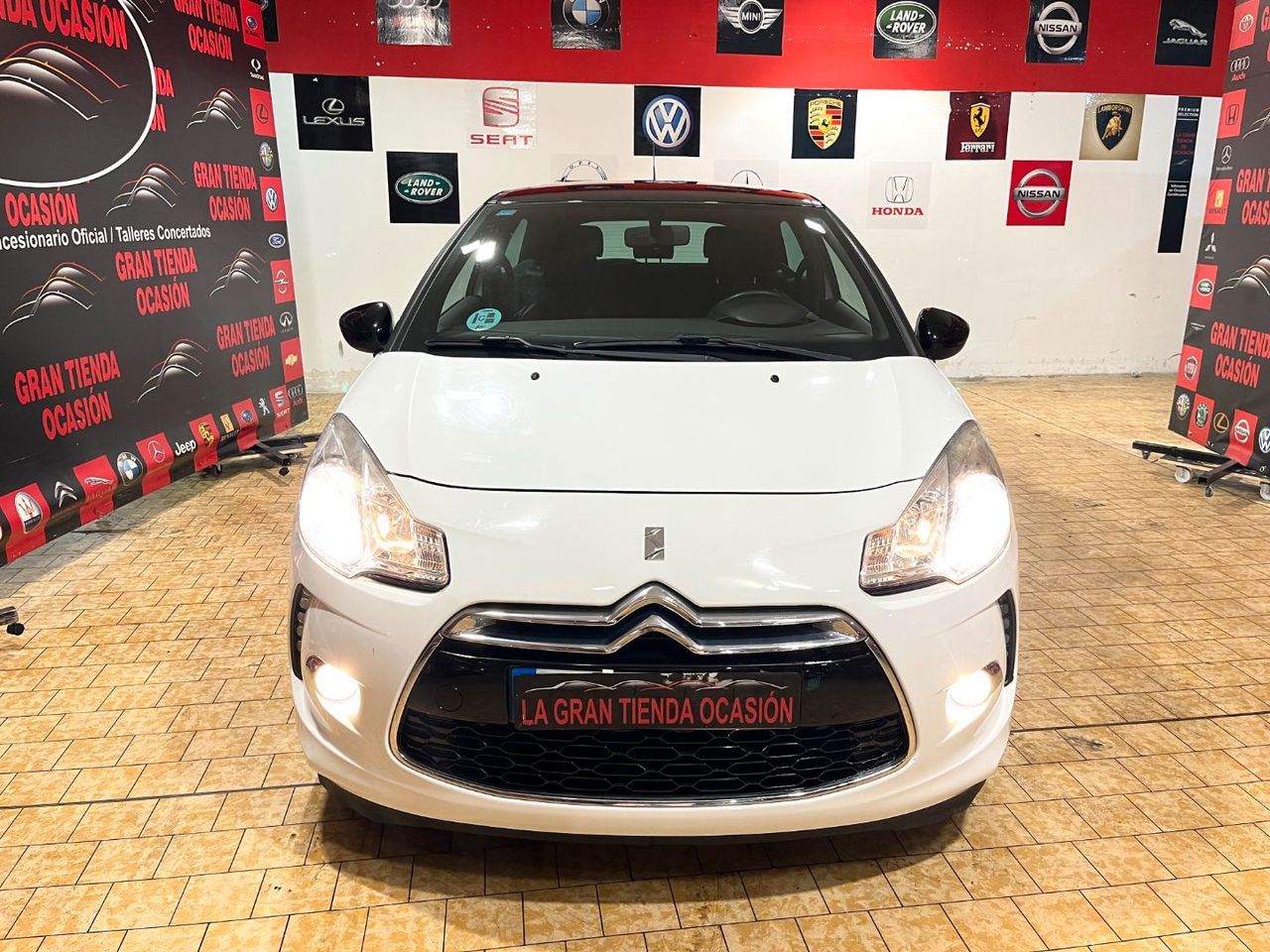 Foto DS Automobiles DS 3 2