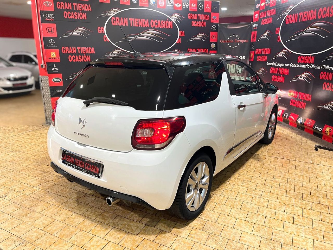 Foto DS Automobiles DS 3 4