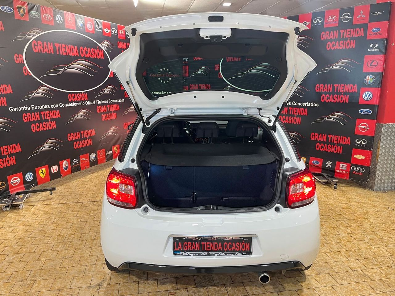 Foto DS Automobiles DS 3 6