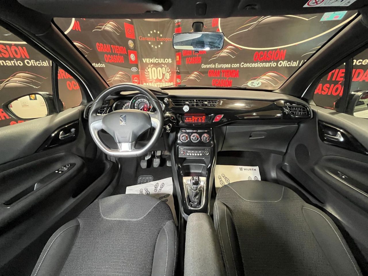 Foto DS Automobiles DS 3 12