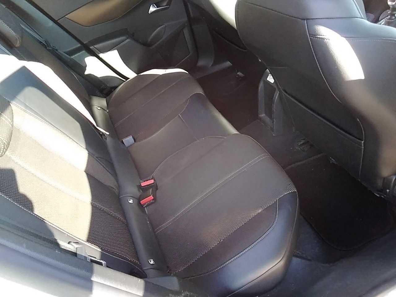 Foto DS Automobiles DS 3 Crossback 9