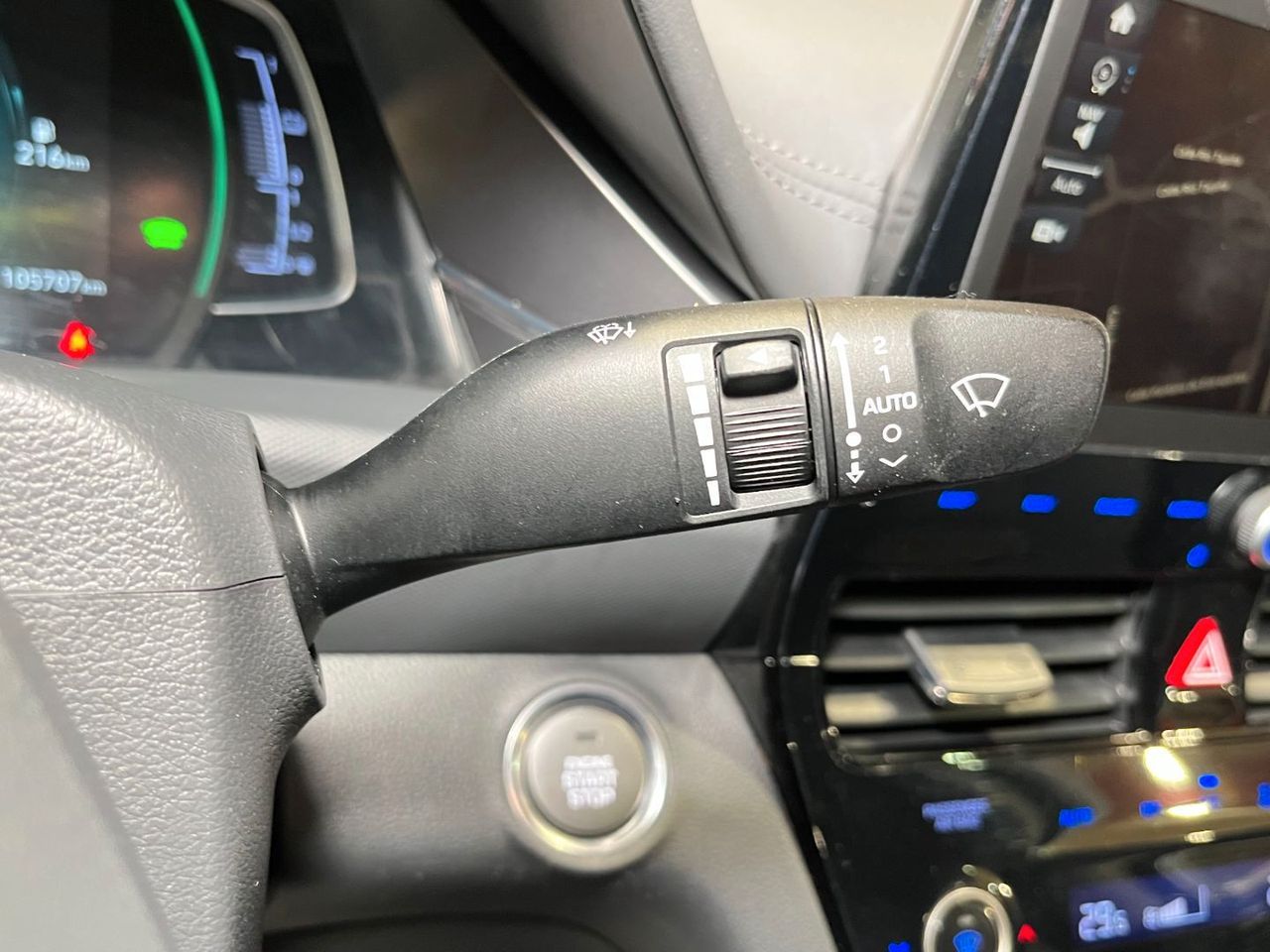 Foto Hyundai IONIQ 18
