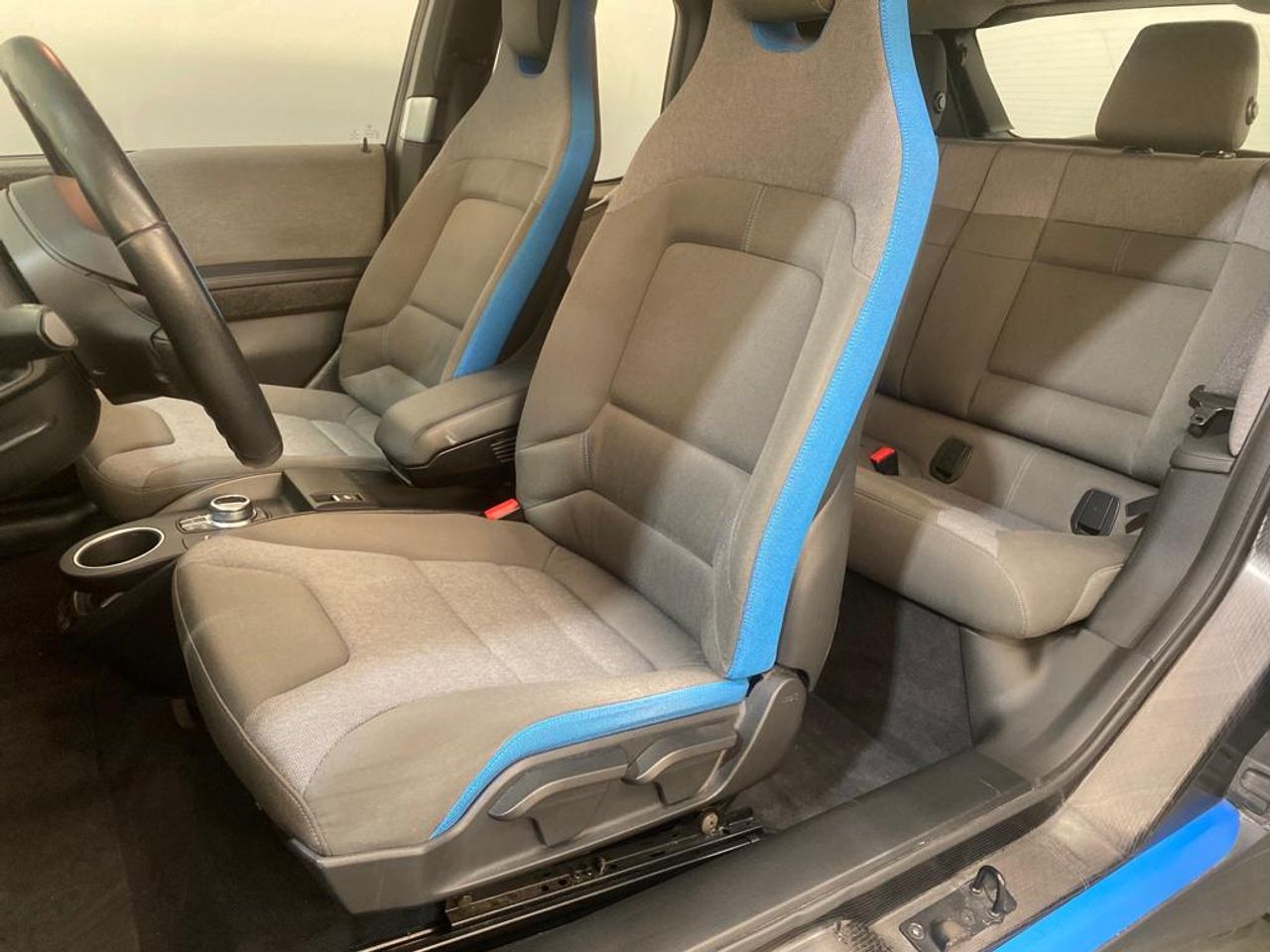 Foto BMW i3 8