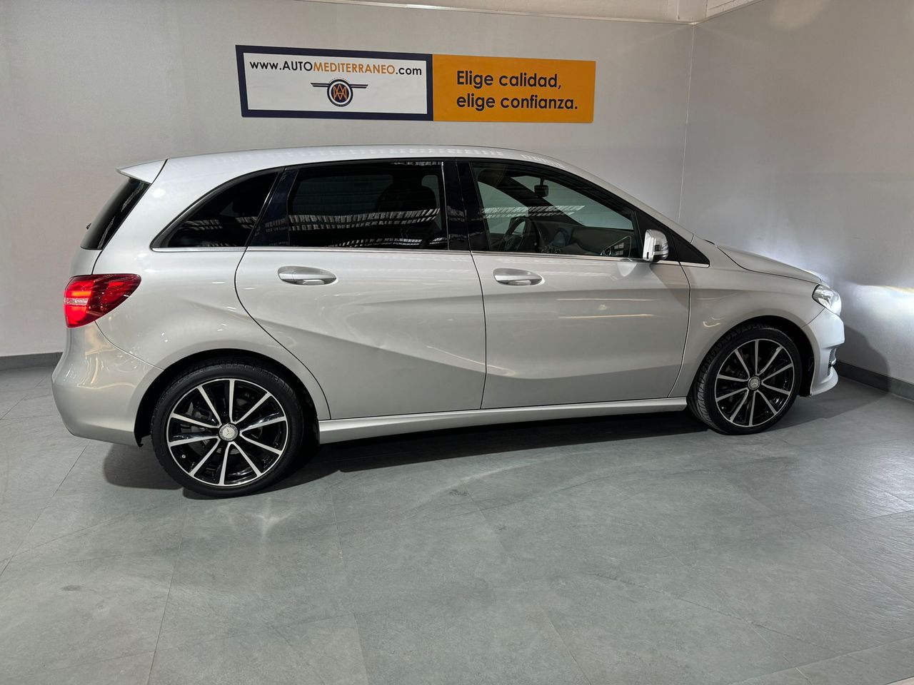 Foto Mercedes-Benz Clase B 3