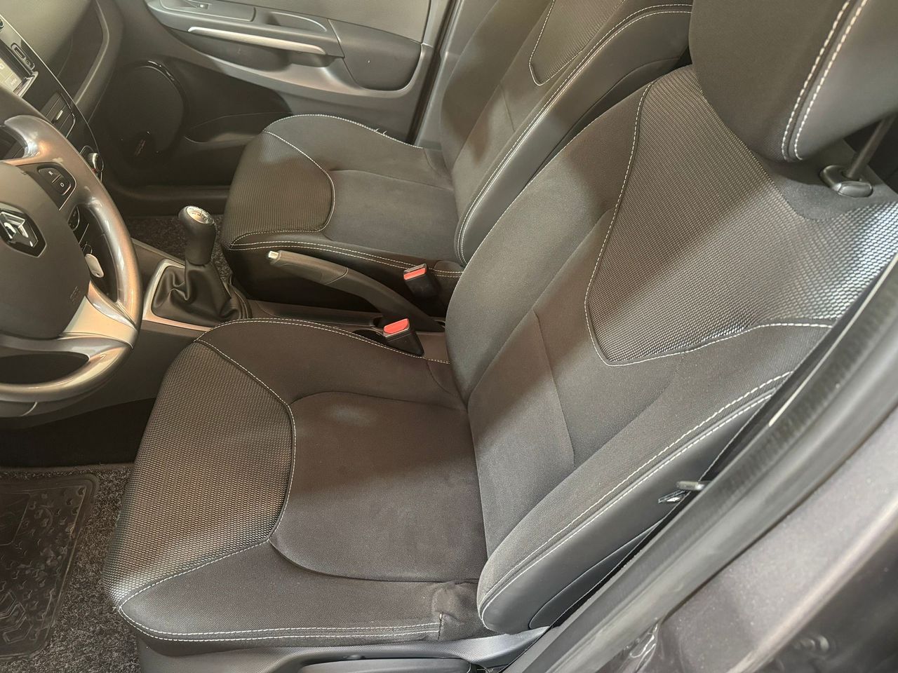 Foto Renault Clio 16