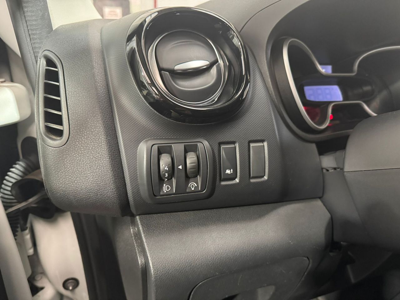 Foto Renault Trafic 16