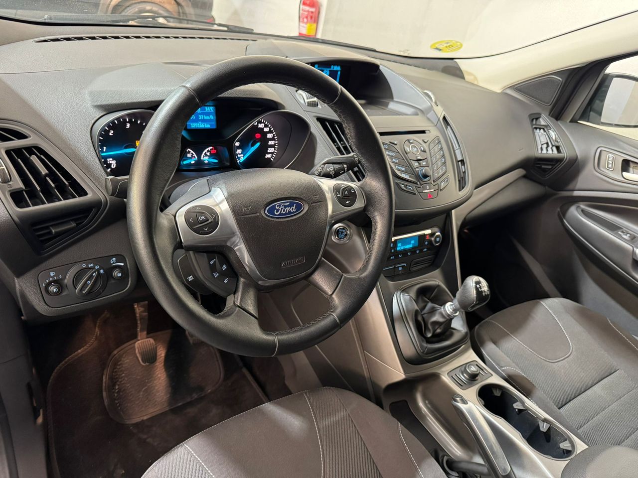 Foto Ford Kuga 7