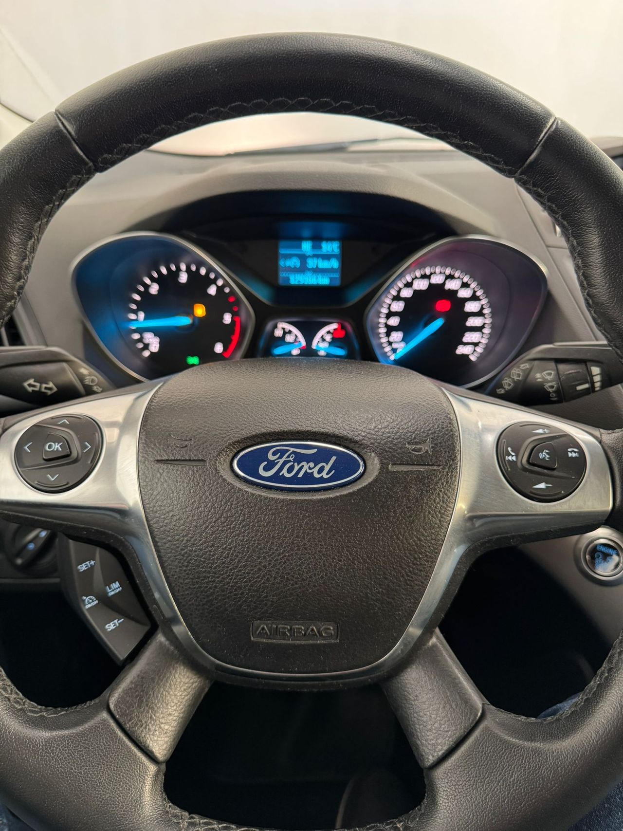 Foto Ford Kuga 10