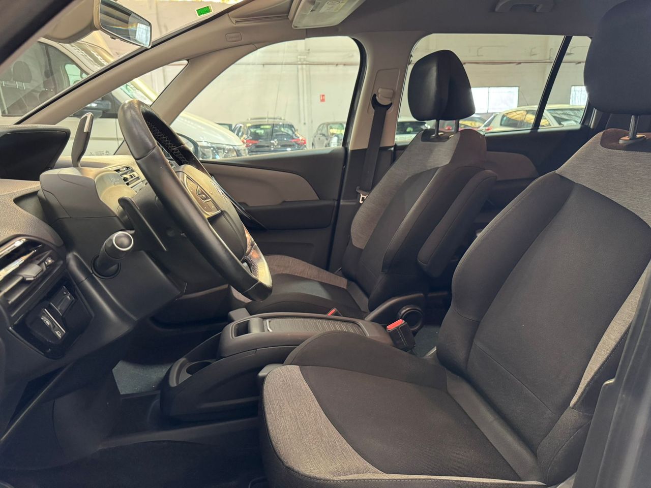 Foto Citroën Grand C4 Picasso 14