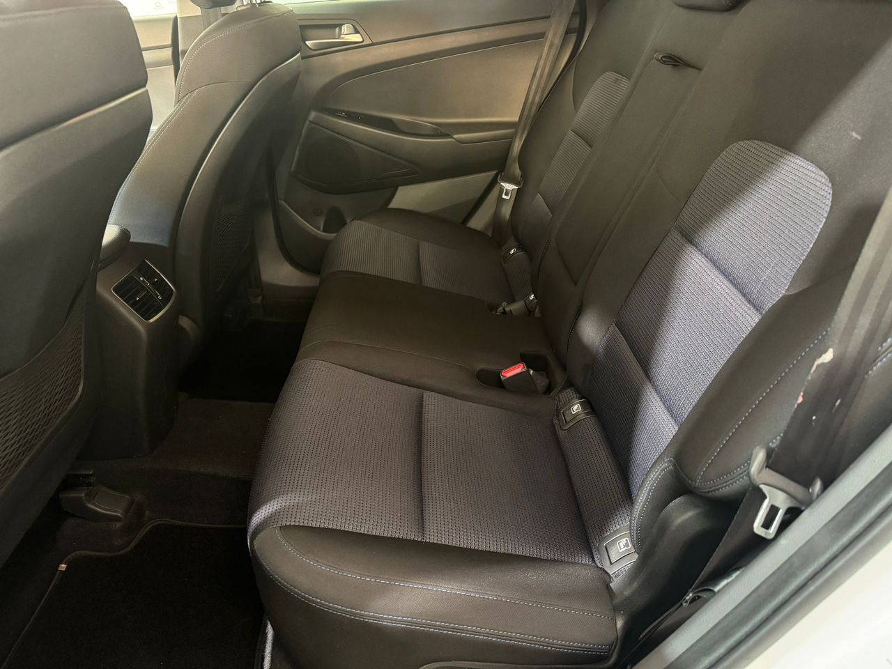 Foto Hyundai Tucson 12