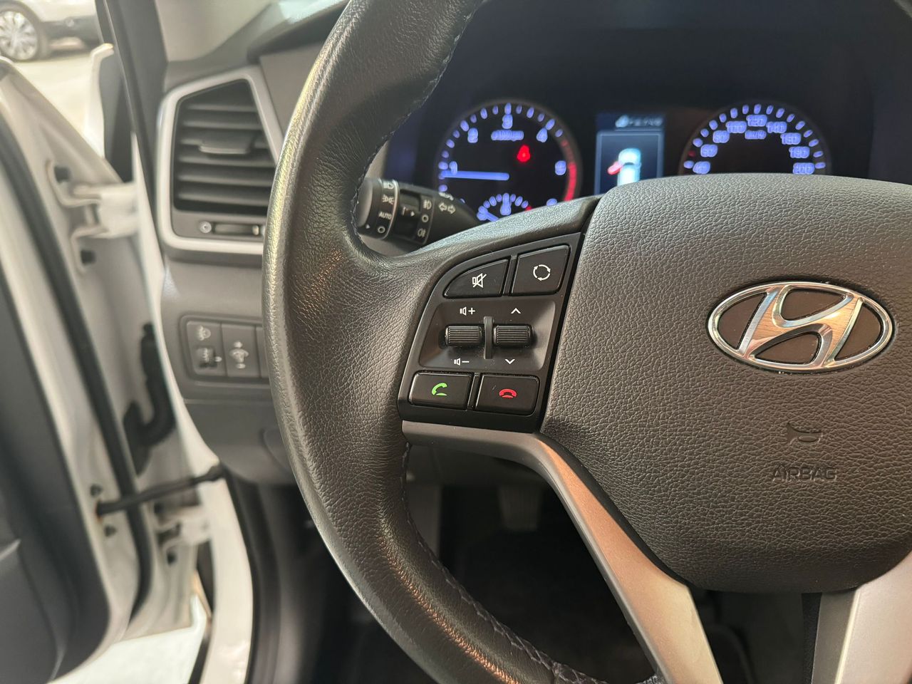 Foto Hyundai Tucson 30