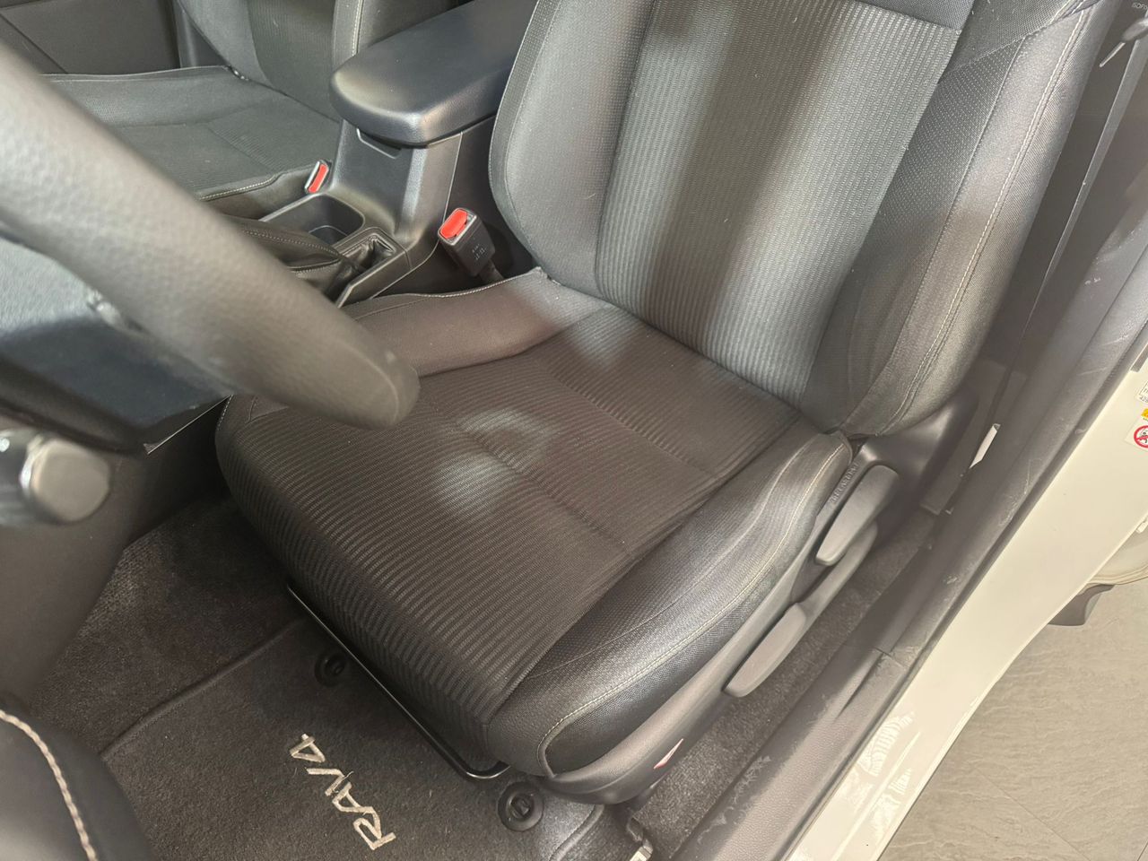 Foto Toyota Rav4 16