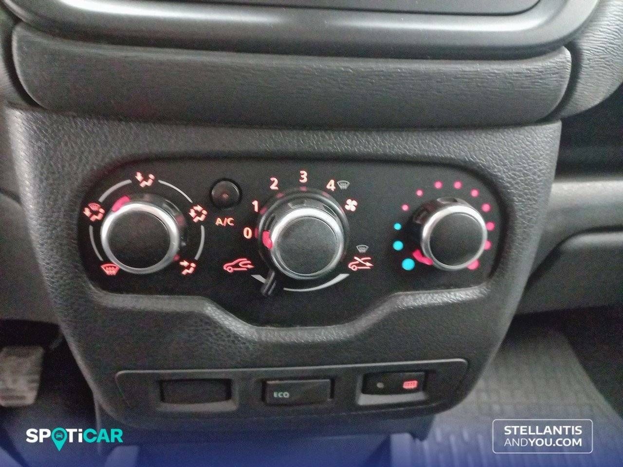Foto Dacia Lodgy 23