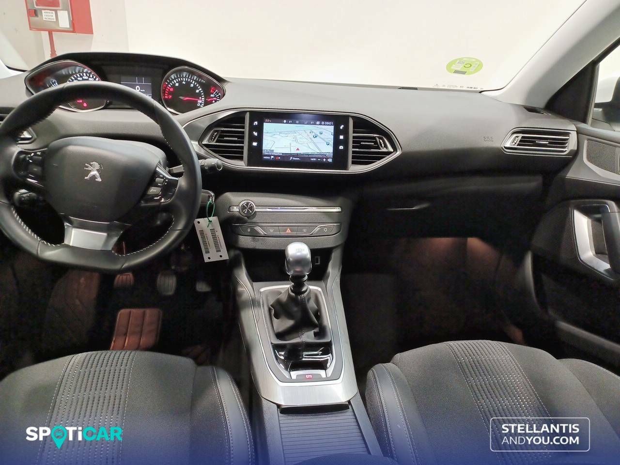 Foto Peugeot 308 8