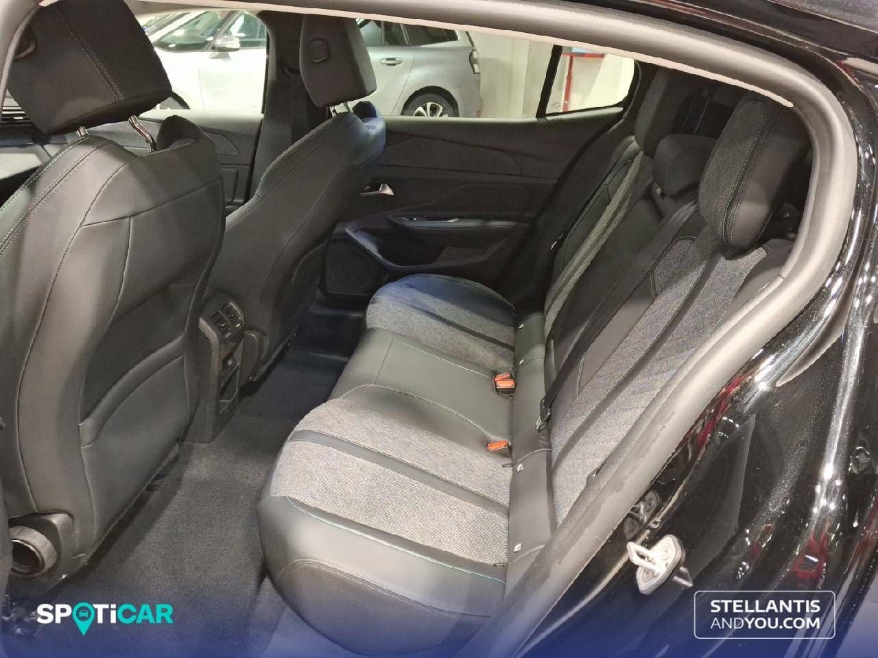 Foto Peugeot 408 10