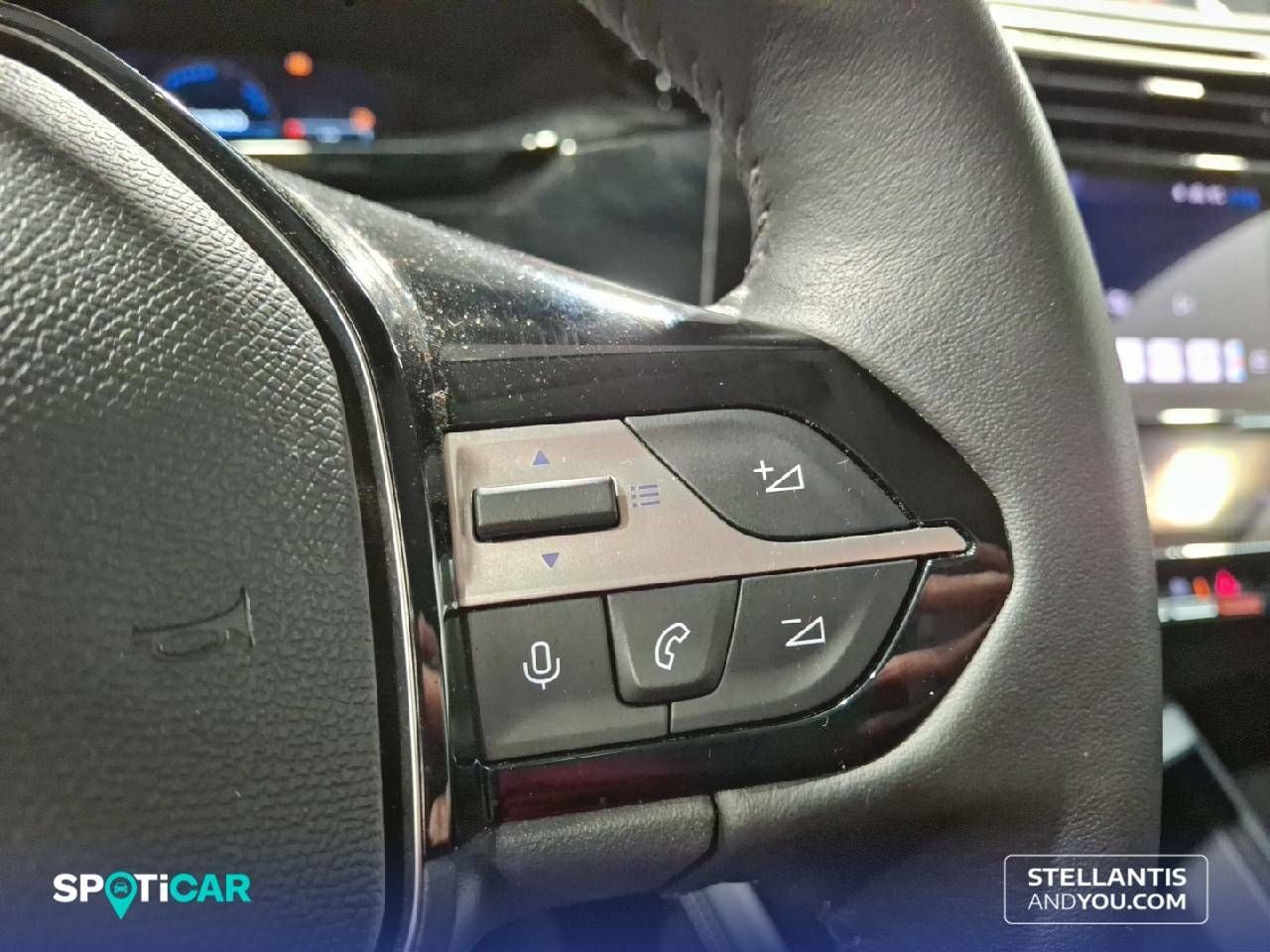 Foto Peugeot 408 14
