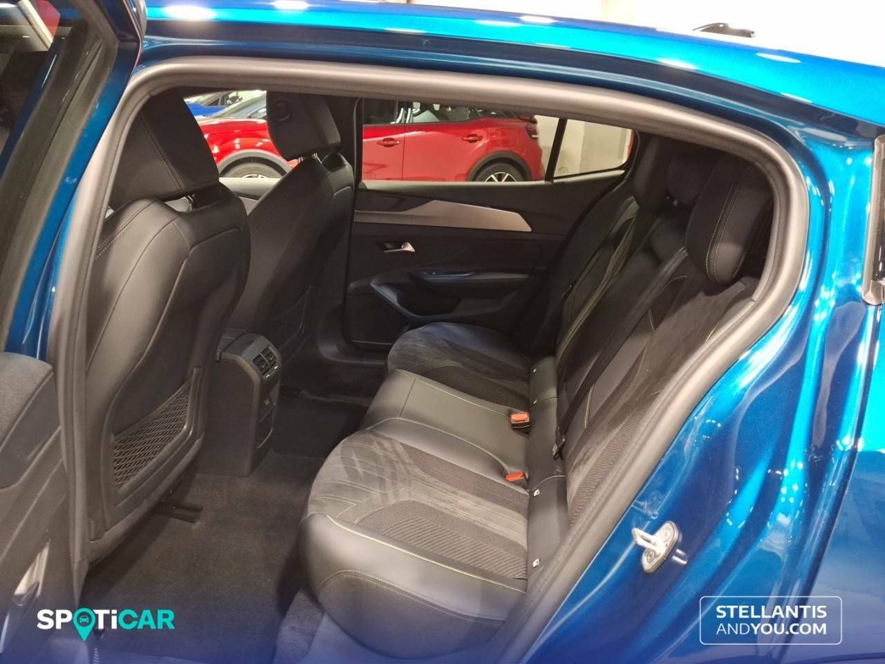 Foto Peugeot 408 10